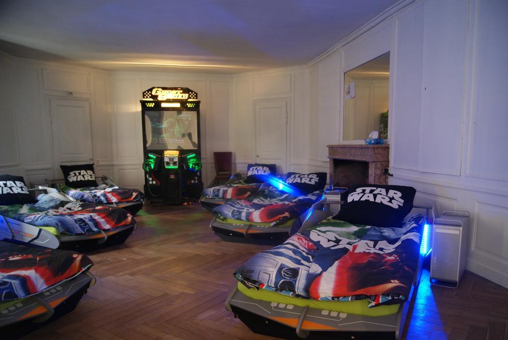 Chateau De Seurre - No Boring People Please - O6-Io-66-95-83 Bed and Breakfast Buitenkant foto
