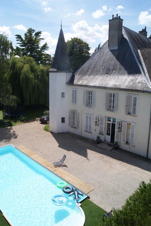 Chateau De Seurre - No Boring People Please - O6-Io-66-95-83 Bed and Breakfast Buitenkant foto