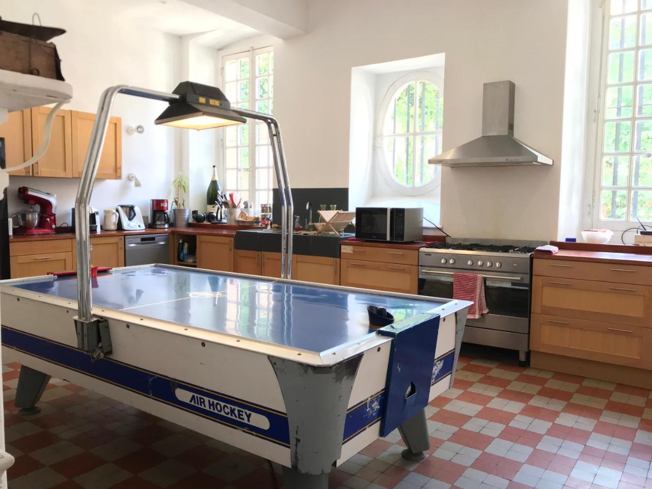 Chateau De Seurre - No Boring People Please - O6-Io-66-95-83 Bed and Breakfast Buitenkant foto