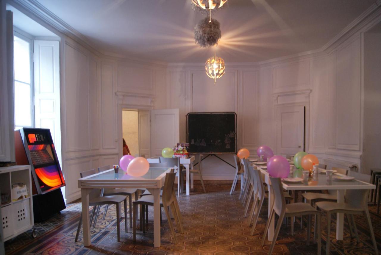 Chateau De Seurre - No Boring People Please - O6-Io-66-95-83 Bed and Breakfast Buitenkant foto